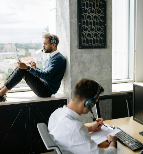 Nous sommes passionnés par la création de solutions digitales innovantes qui propulsent les entreprises vers le succès.